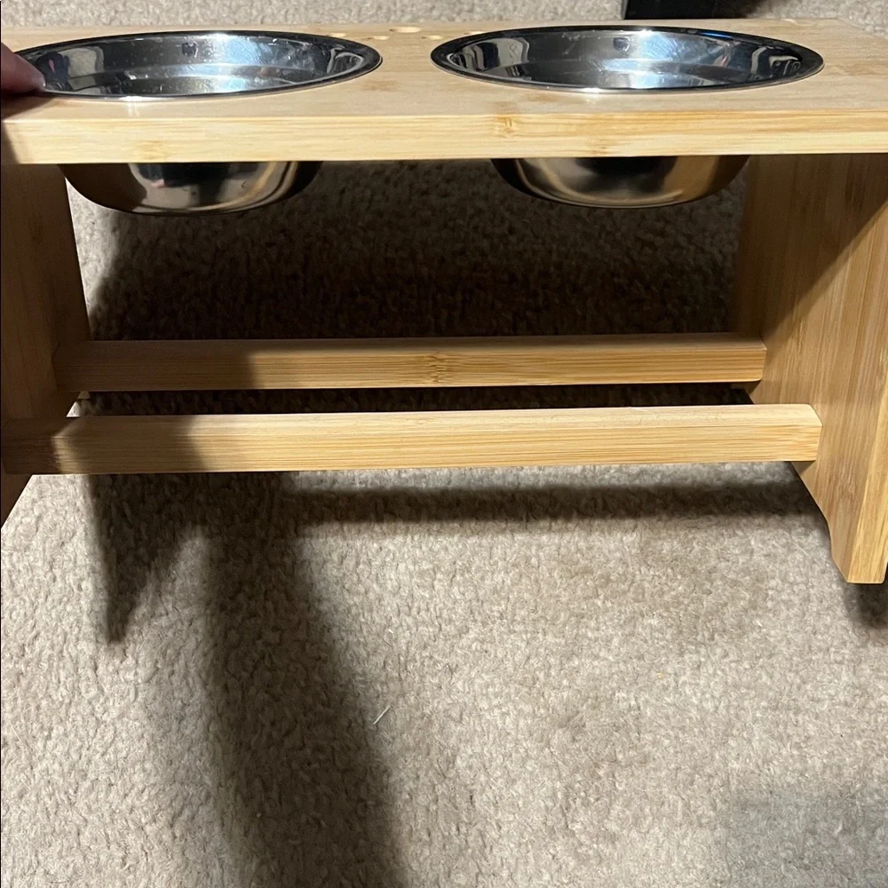 Elevated Food Bowl